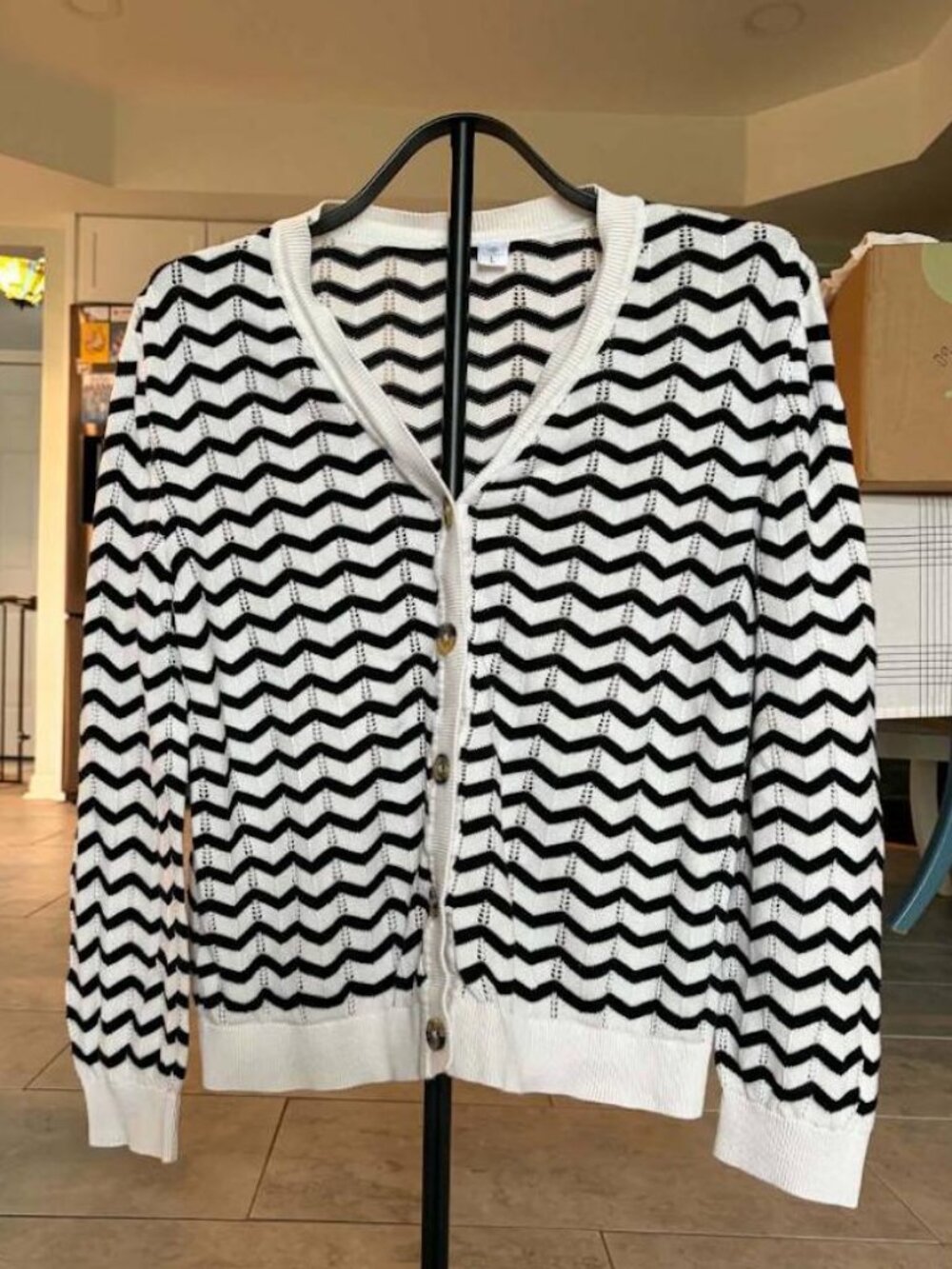 Serra Black & White Chevron Pointelle Button Front Knit Cardigan Sweater L